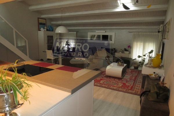 salotto mansardato - attico THIENE (VI)  